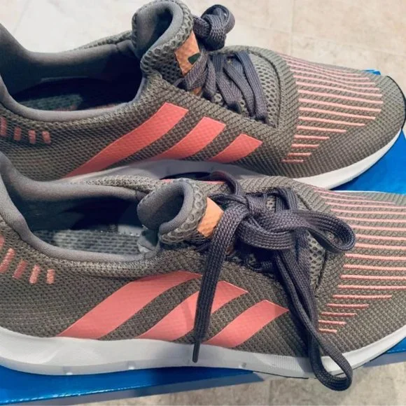 Adidas swift run trace pink & grey shoes sales